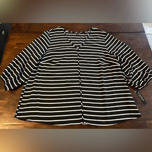 NWT ($52) Zac & Rachel Woman Black w/ White Stripes Blouse Women's size 2X